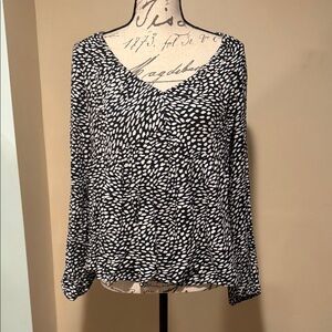 Old Navy Monochrome Women's Blouse